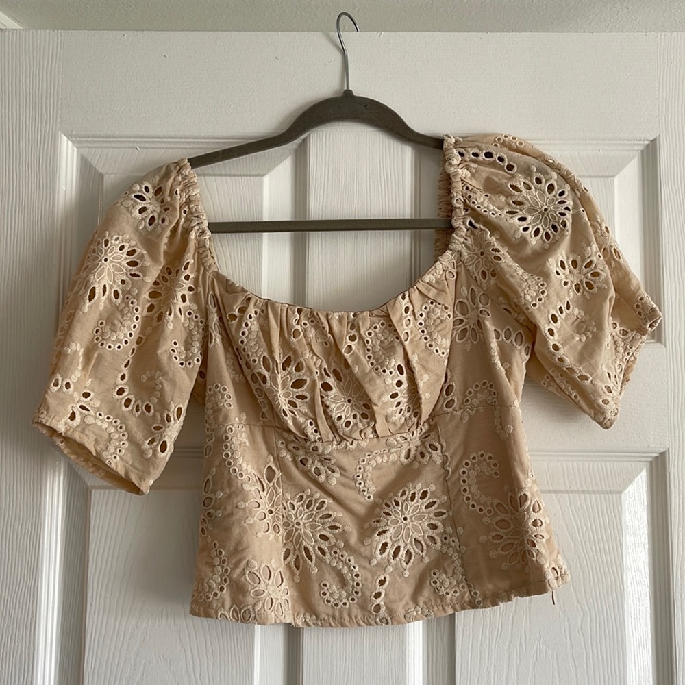 ASTR the label top